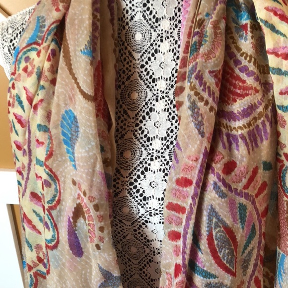 Multicolored Scarf - Picture 2 of 2